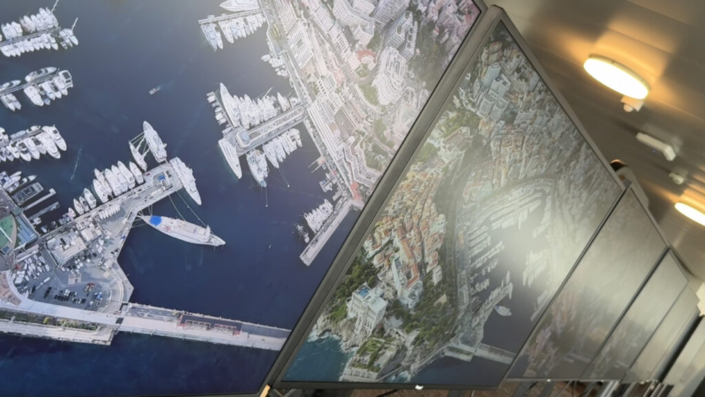 Display-Vergleichstest bei Cancom (Foto: Cancom)