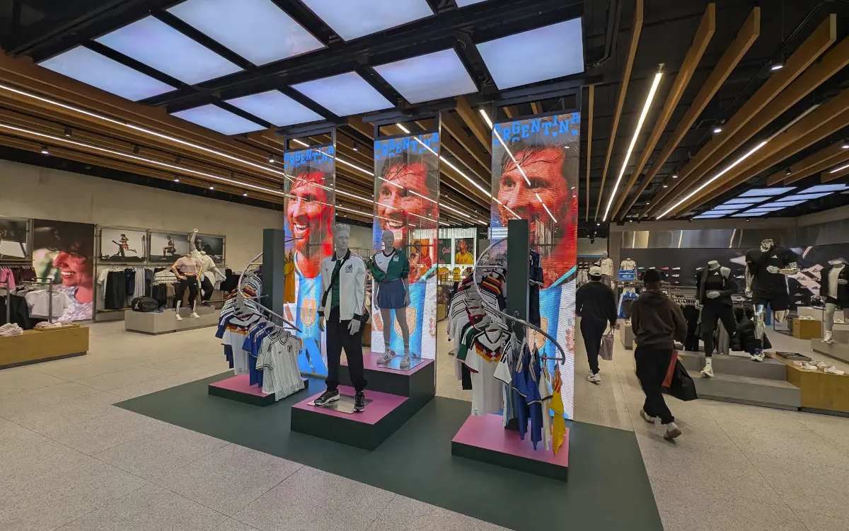 Der Eingang des Adidas-Flagship-Stores in der Mall of Africa (Foto: invidis)