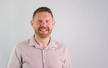 Ian Brimer ist neuer Country Director UK bei Zetadisplay. (Foto: ZetaDisplay: AI-bearbeitet)
