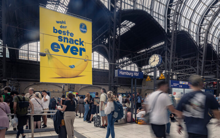 OoH-Banner in Hamburg (Bild: Ströer)