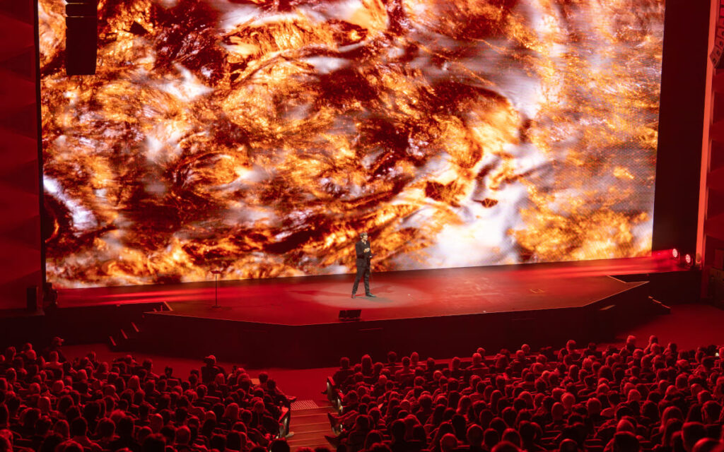 Die LEDs dienen als zentrale Erzählmedien der Show. (Foto: ROE Visual)