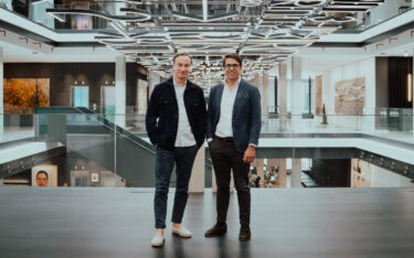 Alexander Rohwer (links) gemeinsam mit Plan-Net-CEO Christian Schmitz (Foto: Plan.Net Group)