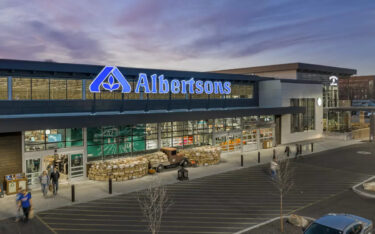 Creative Realities übernimmt das Retail-Media-Netzwerk bei Albertsons von Stratacache. (Foto: Albertsons)