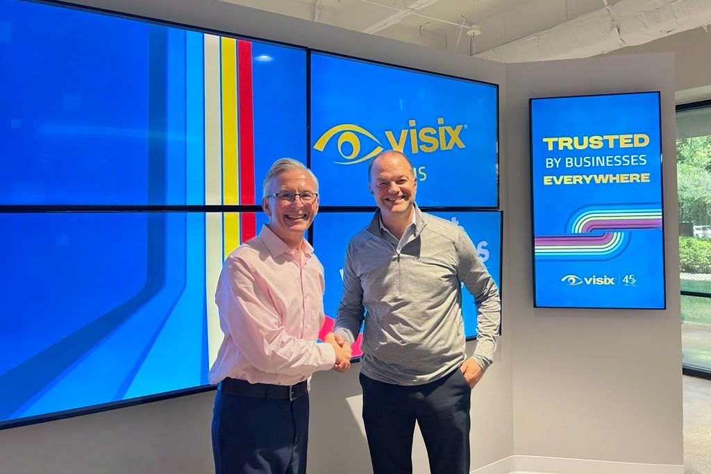 Visix CEO Sean Matthews und Uniguest CEO Matt Goche (Foto: Uniguest)