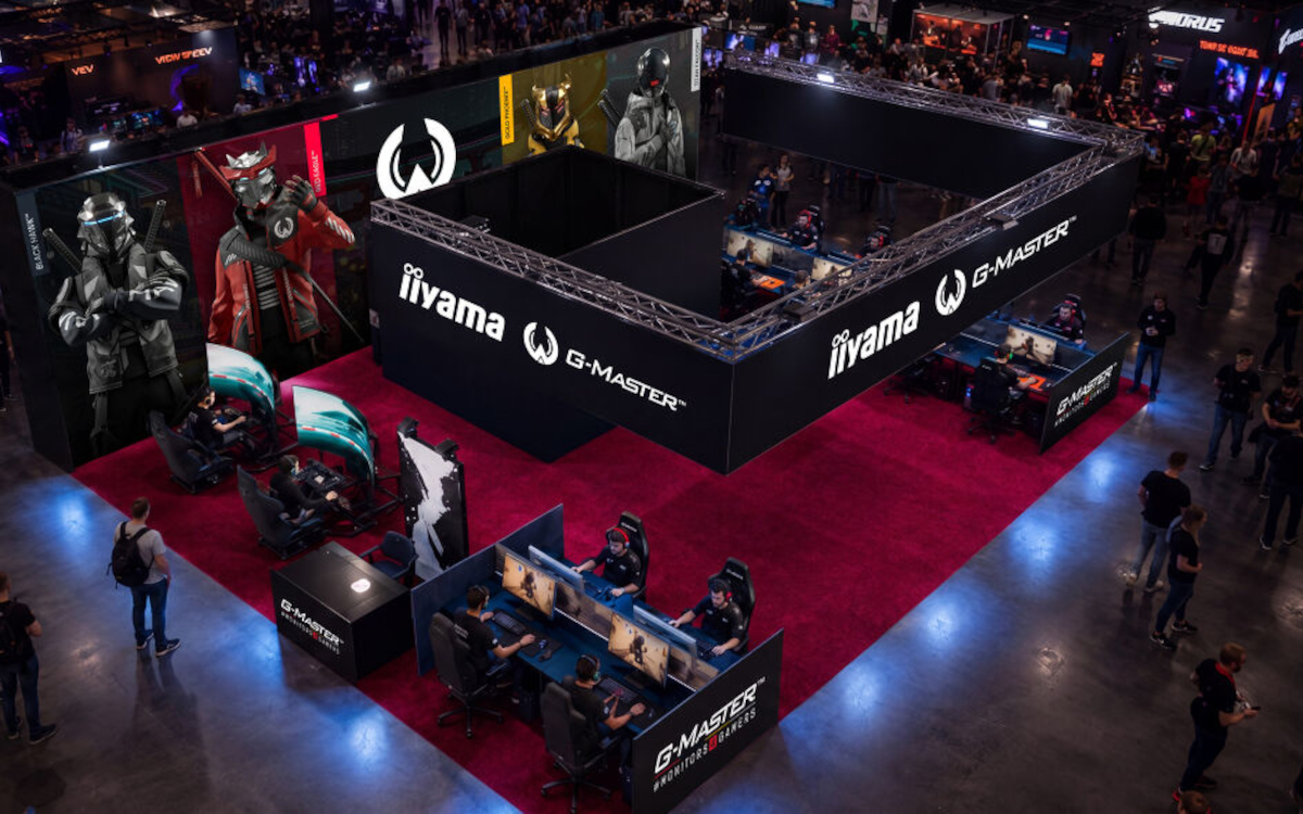 Beim gamescom-Stand von Iiyama gibt es neue Screens zum ausprobieren. (Foto: iiyama)