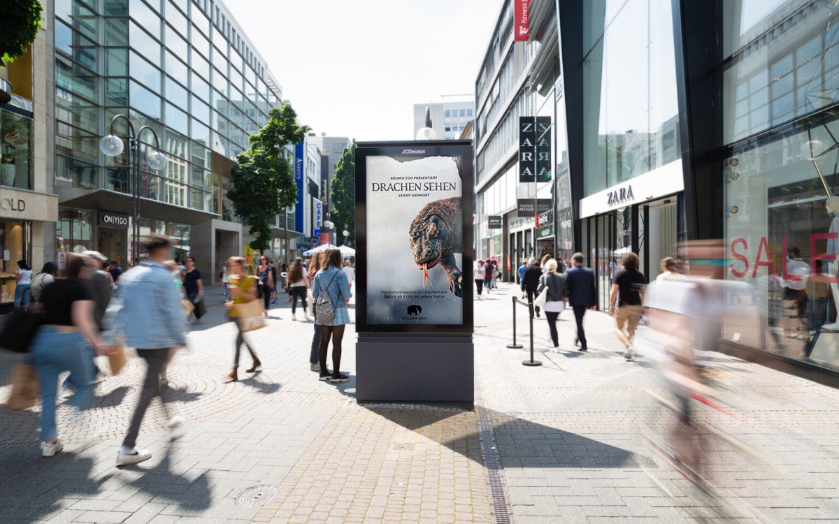 Weischer OOH nutzte für die DooH-Kampagne für den Kölner Zoo die AI-basierte Buchungsplattform Adlocaite. (Foto: Weischer OOH)