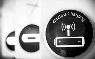 Wireless Charging (Foto: Limor Zellermayer / Unsplash)