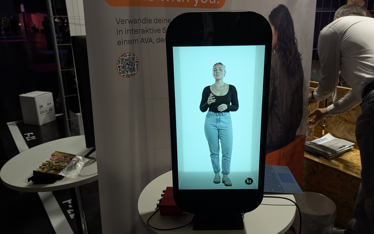 Das Proto M2 Display auf der Dmexco (Foto: invidis)