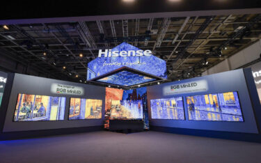 Das RGB-MiniLED-Flaggschiff 116UXS von Hisense erreicht bis zu 10.000 Nits Spitzenhelligkeit. (Foto: Hisense)
