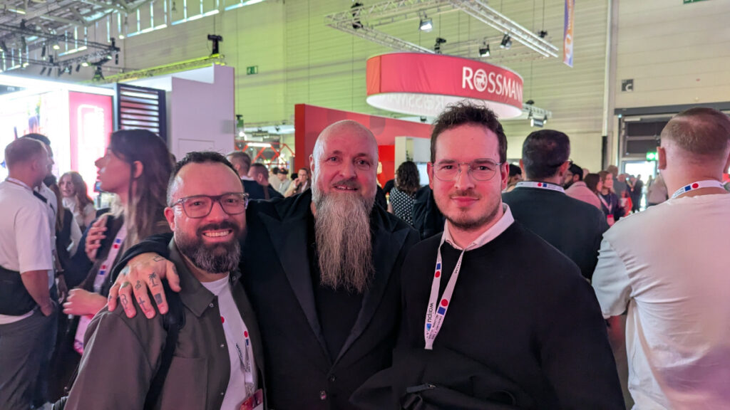 Dominik Ehmann, Patrick Schröder und Marvin Methling von Vir2Store (Foto invidis)