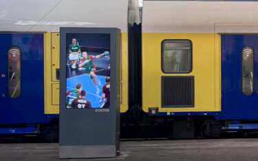 In einer neuen Zusammenarbeit bringen Ströer und Dyn Handball-Highlights in den öffentlichen Raum. (Foto: Dyn)