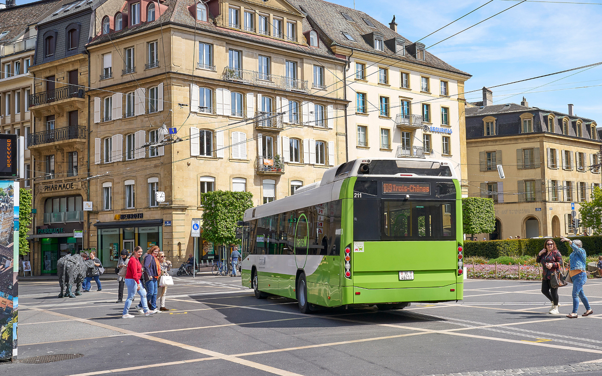 Auf den Bussen von Trans-N in der Westschweiz vermarktet APG|SGA ab 2027 analoge Werbeflächen. (Foto: APG|SGA)