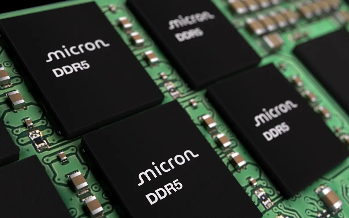 Teure Speicherchips und Funkmodule verschieben die Kosten bei Displays und Mediaplayern. (Foto: Micron Tech)