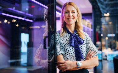 "Wenn wir nur die alten Prozesse skalieren oder die Kreation komplett an KI abgeben, dann haben wir nichts gewonnen." - Verena Gründel, Director Brand & Communications der Dmexco (Foto: Koelnmesse)