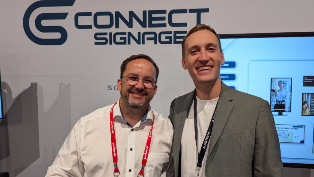 Michael Möller von Peerless-AV und Johann Bendel von Connectsignage (Foto: invidis)