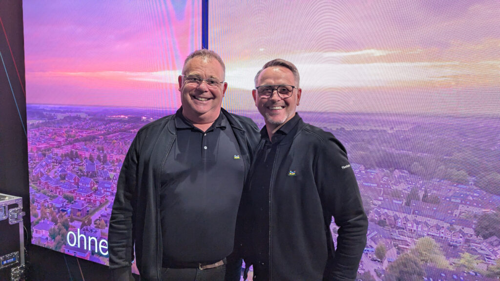Manuel Kirchesch und Guido Forsthövel von Viewsonic (Foto: invidis)
