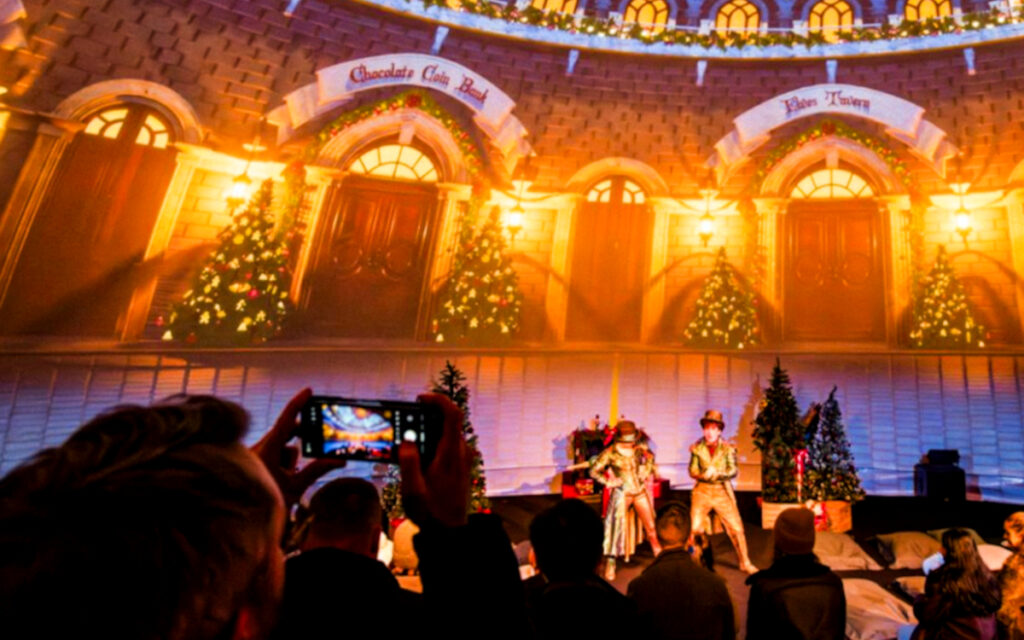 Auf Weihnachtsshows gehören zum Programm. (Foto: Panasonic)