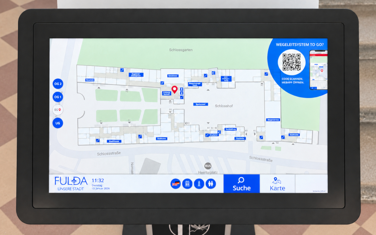Im Stadtschloss Fulda zeigt das digitale Wegeleitsystem Behördenbesuchern den Weg vom Aufruf bis zum zuständigen Amt. (Foto: 3d-berlin)